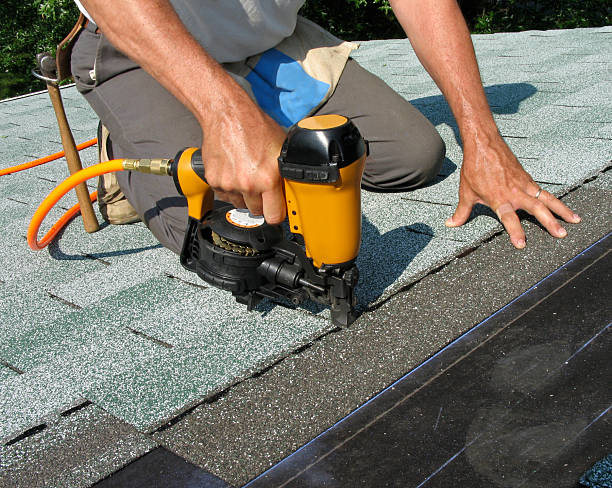  Fox Farm College, WY Roofing Contractor Pros